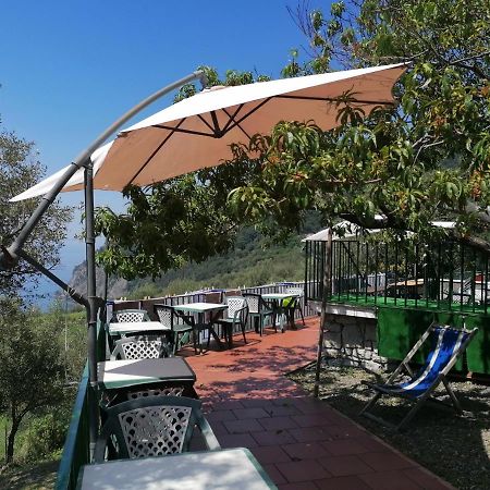 Perla Del Levante Hostel Фрамура Екстер'єр фото