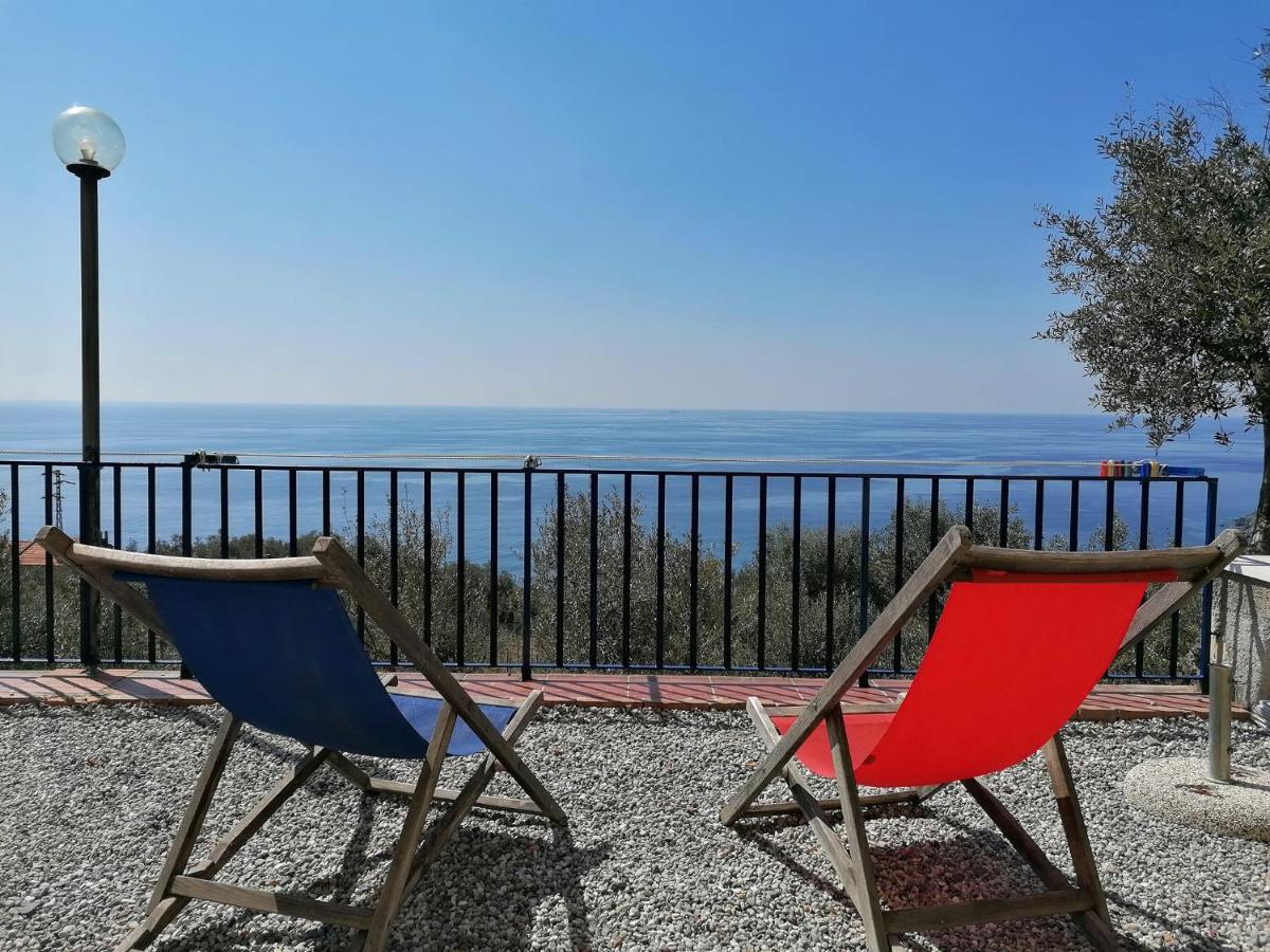 Perla Del Levante Hostel Фрамура Екстер'єр фото