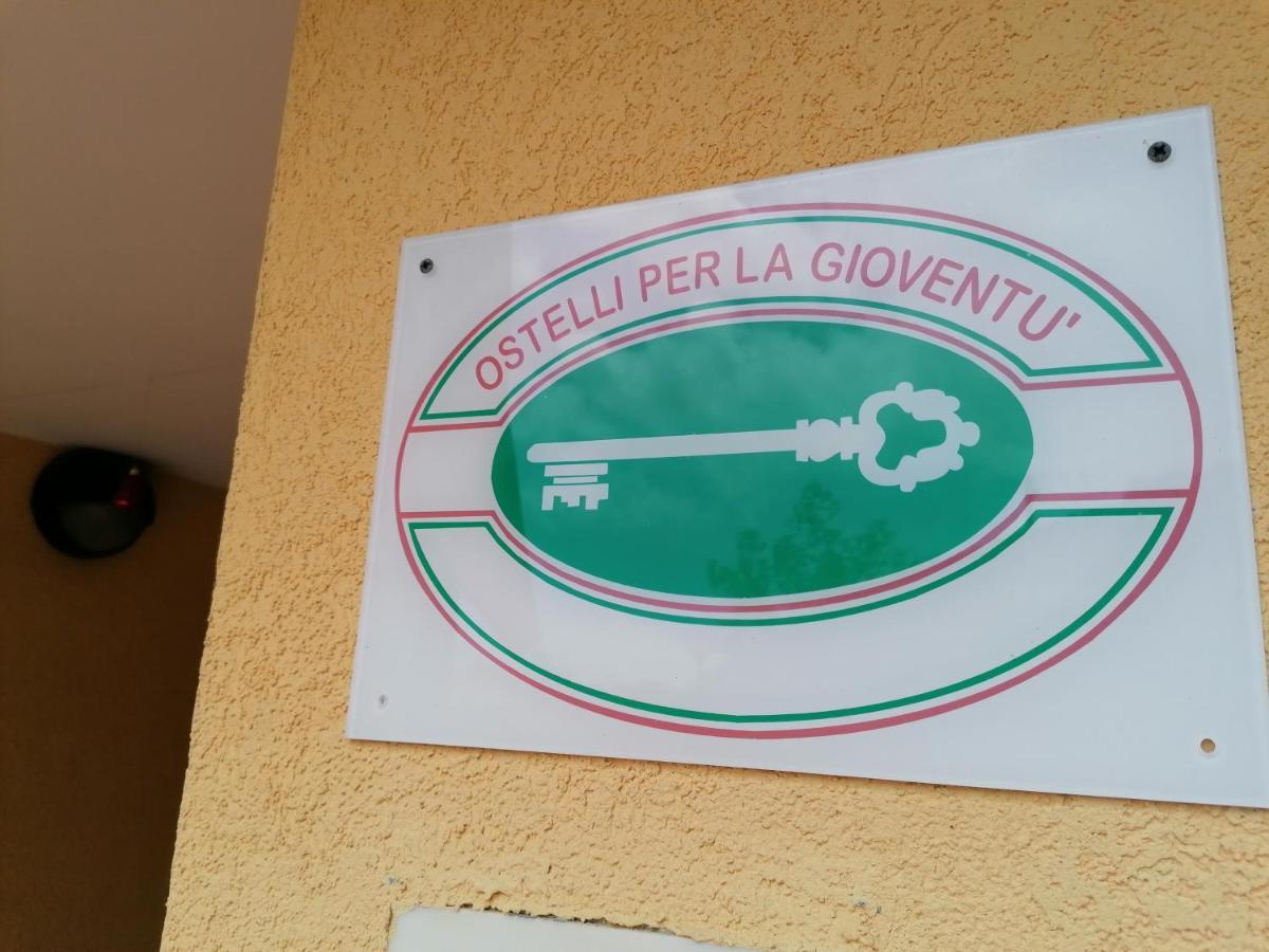 Perla Del Levante Hostel Фрамура Екстер'єр фото