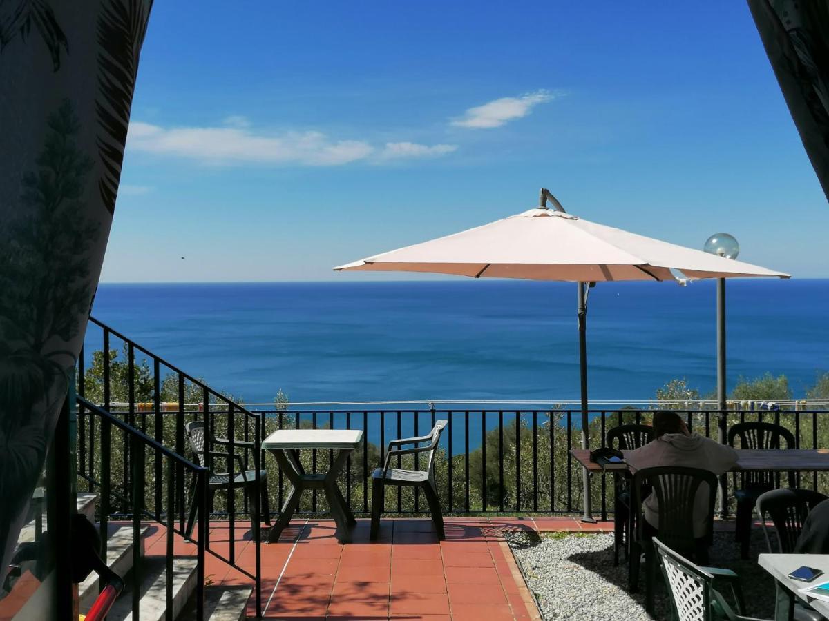 Perla Del Levante Hostel Фрамура Екстер'єр фото