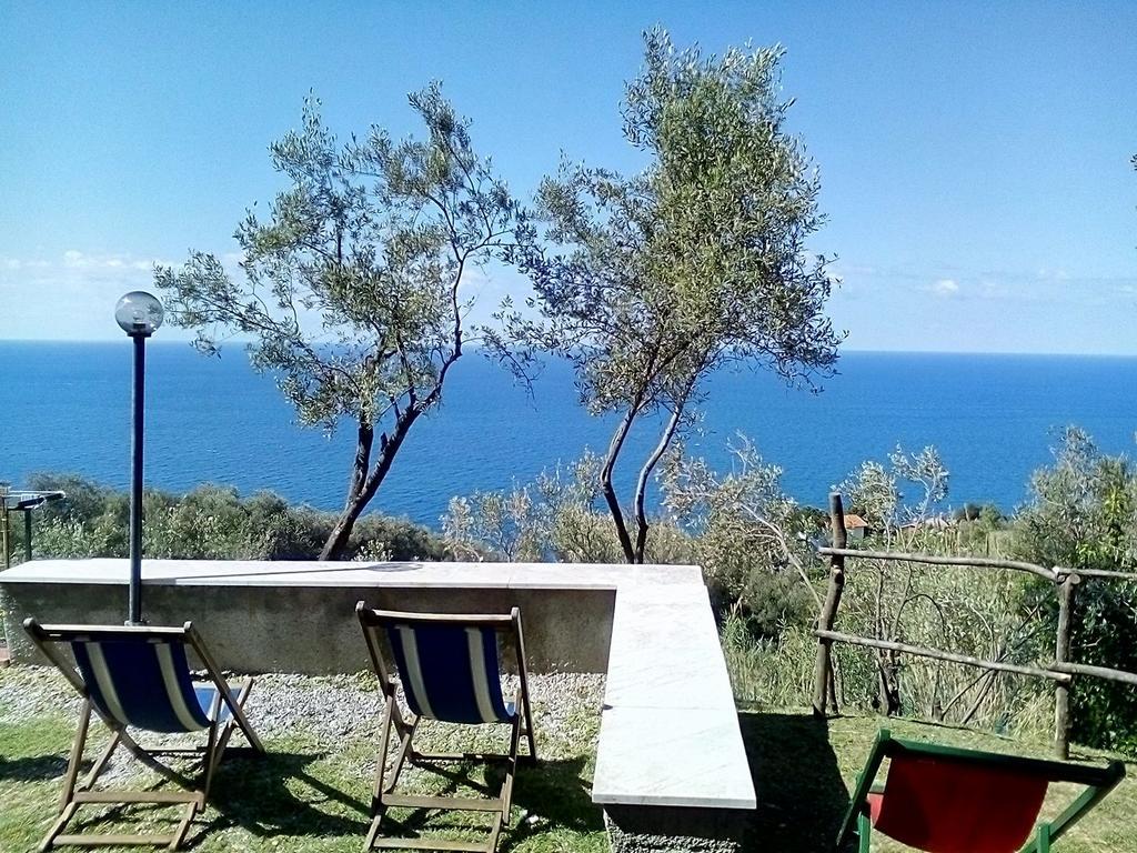 Perla Del Levante Hostel Фрамура Екстер'єр фото